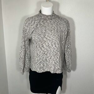 Women’s knitted sweater